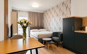 Native Apartments Barska 69