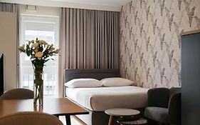 Native Apartments Barska 69